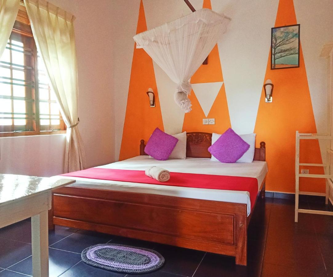 Mali Guest House Hikkaduwa Exterior foto