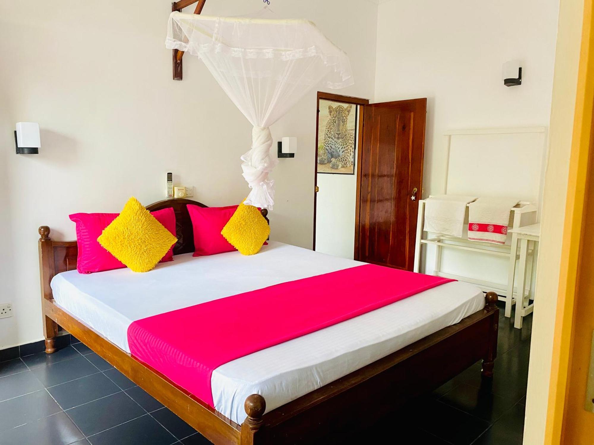 Mali Guest House Hikkaduwa Exterior foto